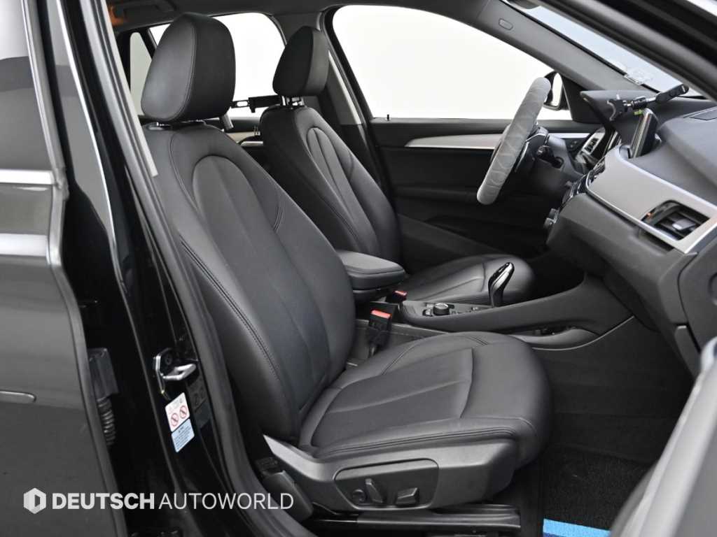 BMW X1 — photo 10