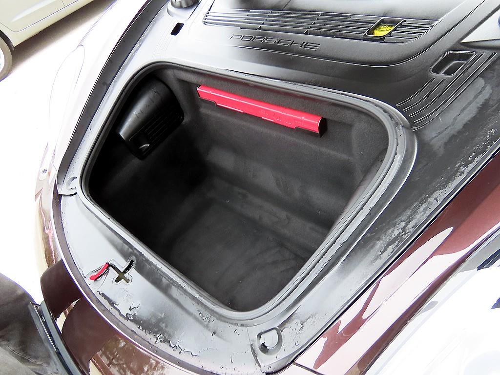 Porsche Boxster — photo 19