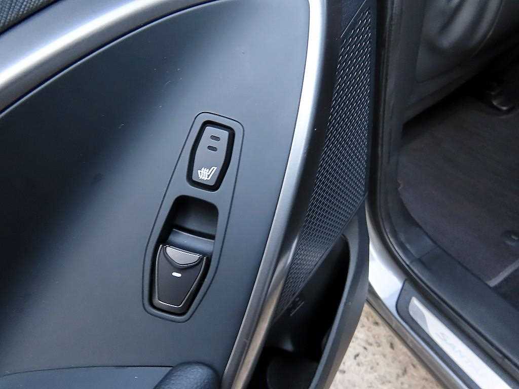 Hyundai Santafe — photo 16