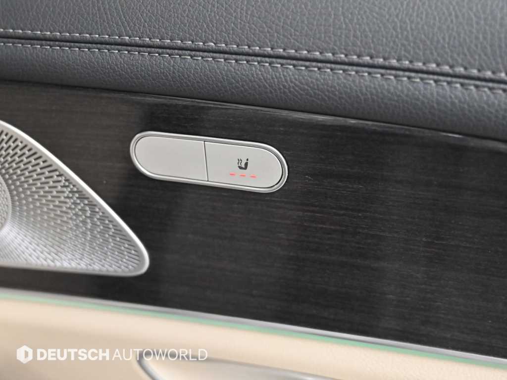 Mercedes-Benz GLE-Class — photo 16