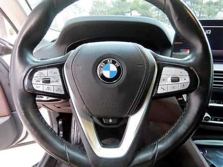 BMW 5-Series — photo 08