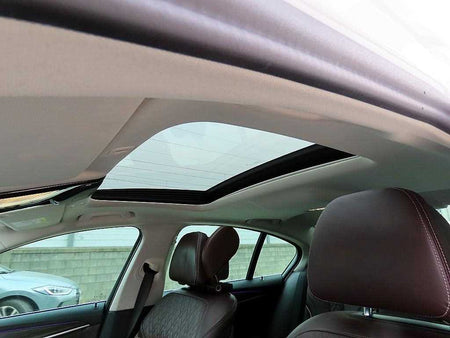 BMW 5-Series — photo 18