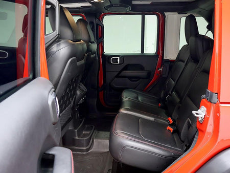 Jeep Wrangler — photo 12