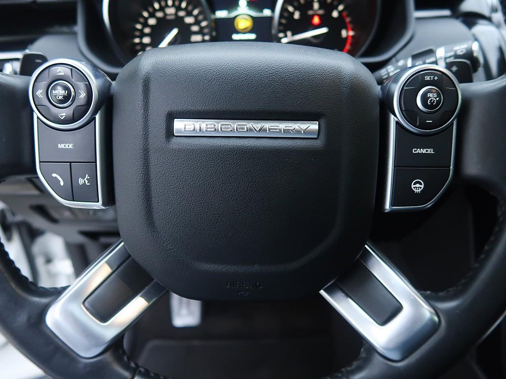 Land Rover Discovery — photo 12