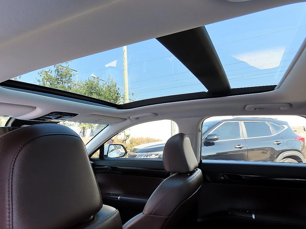 Hyundai Grandeur — photo 16