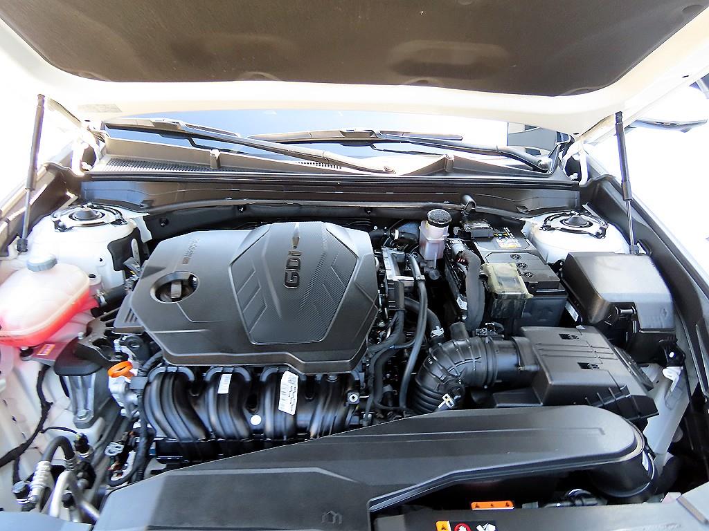 Hyundai Grandeur — photo 19