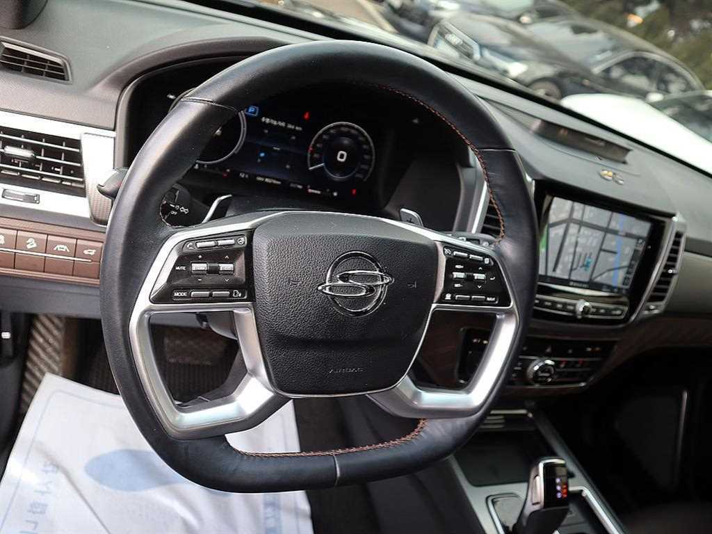 KGM Rexton — photo 07