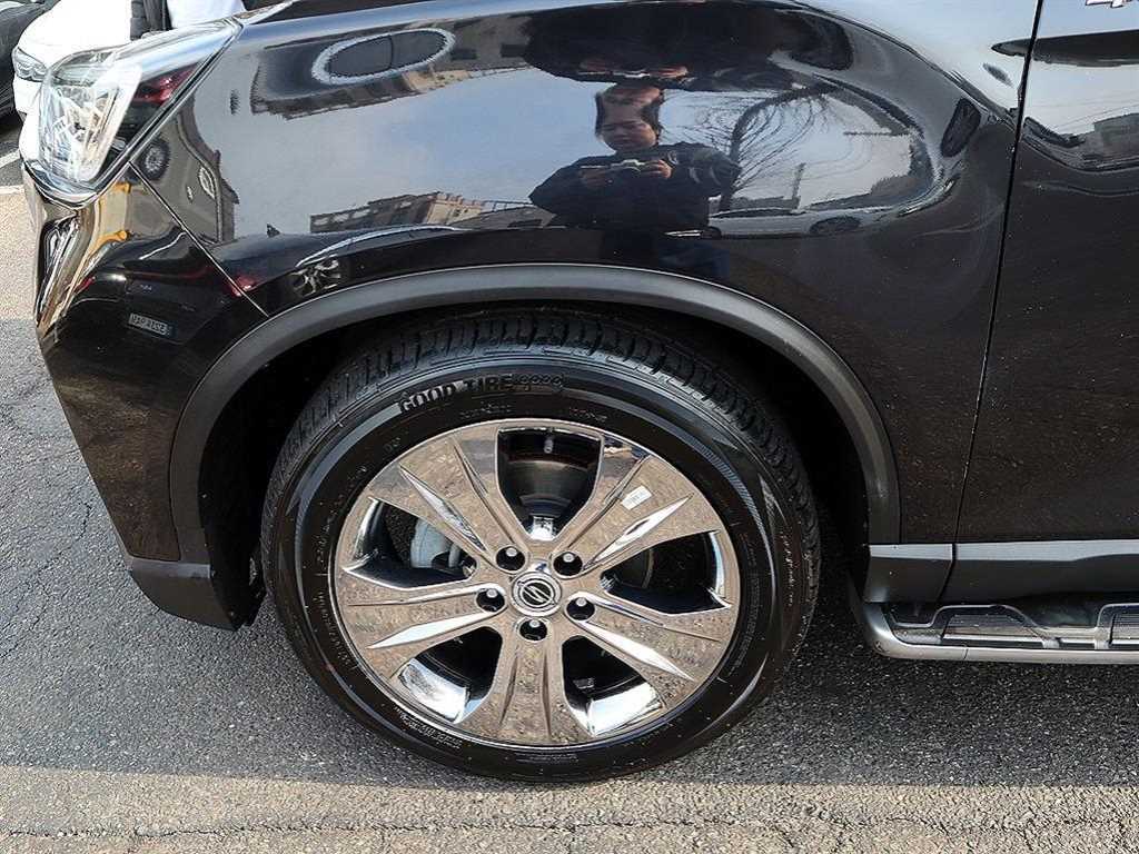 KGM Rexton — photo 18