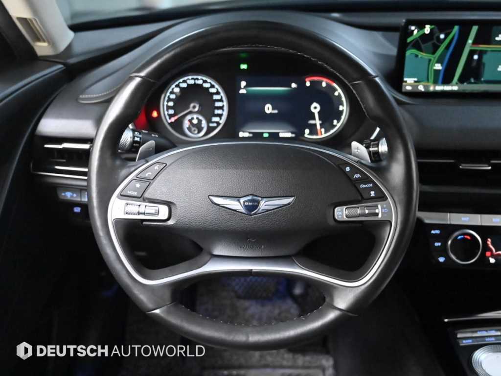 Genesis G80 — photo 13