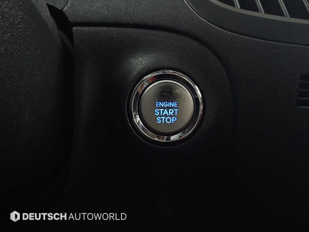 Hyundai Genesis — photo 17