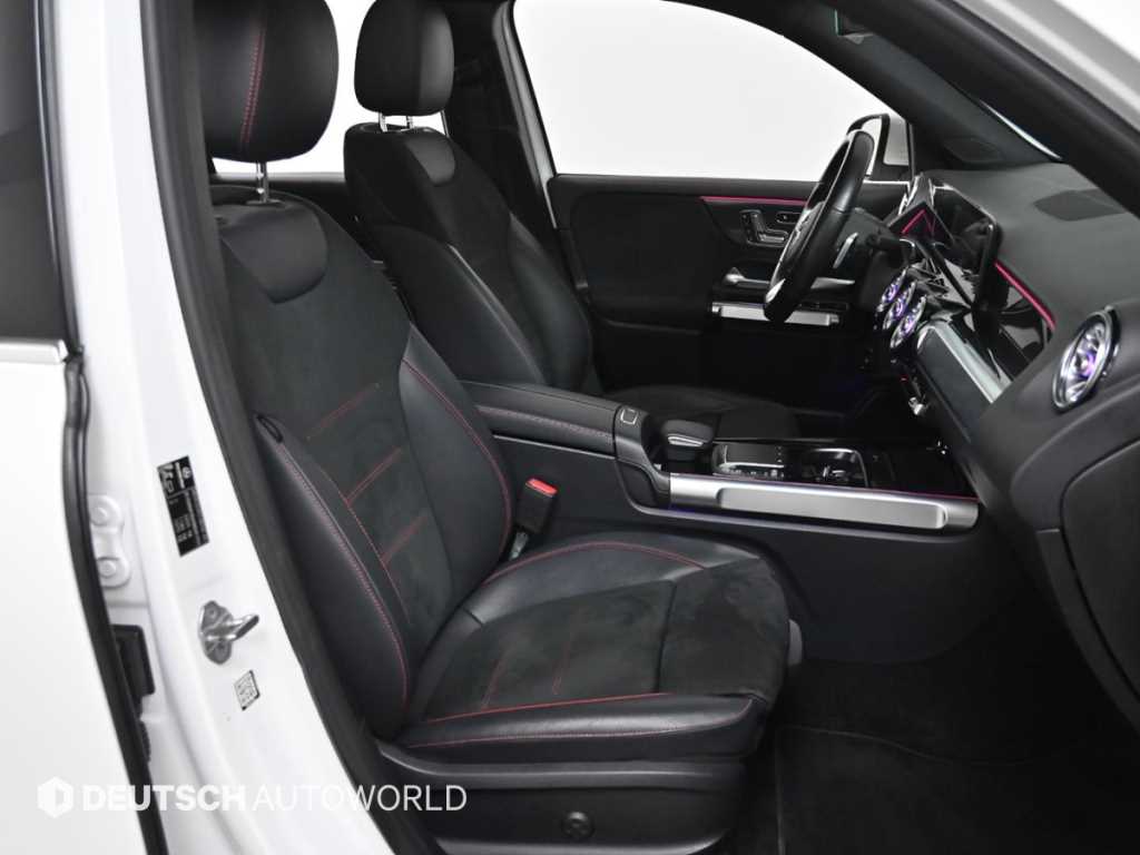 Mercedes-Benz GLB-Class — photo 10