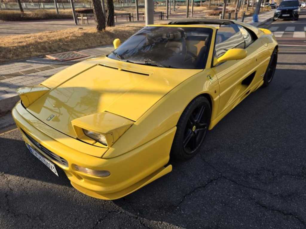 Ferrari F355 — photo 04
