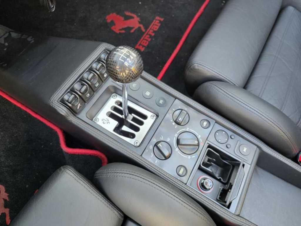 Ferrari F355 — photo 12