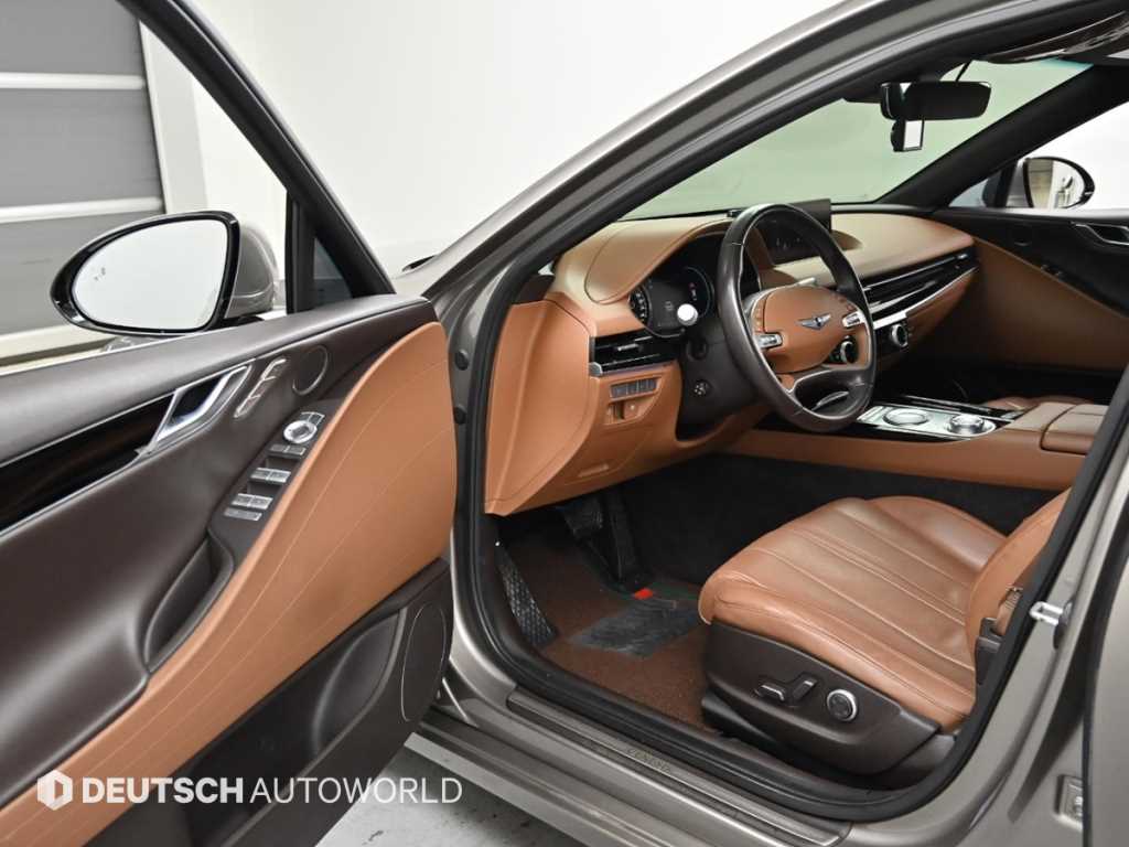 Genesis G80 — photo 11