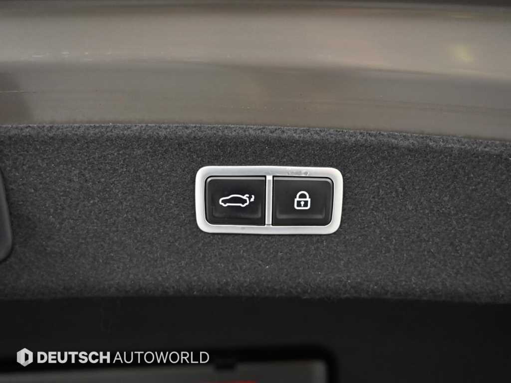 Genesis G80 — photo 20