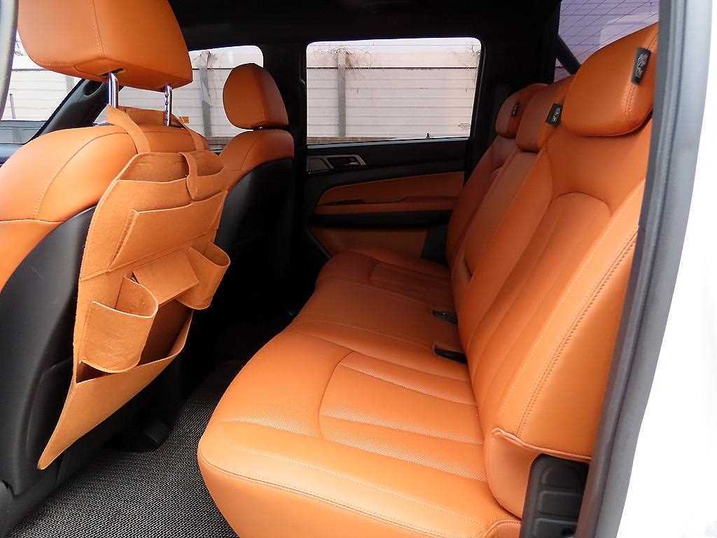 KGM Rexton — photo 06