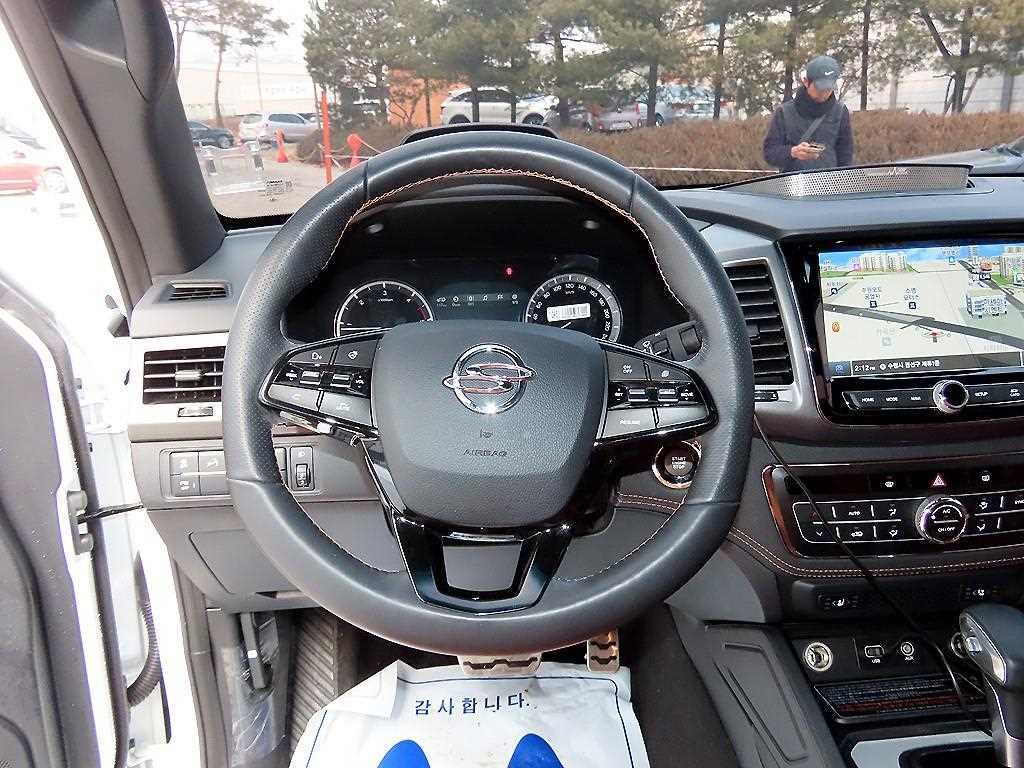 KGM Rexton — photo 08