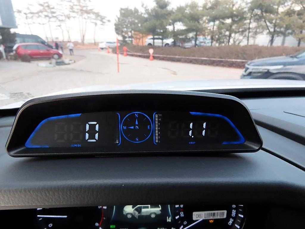 KGM Rexton — photo 10