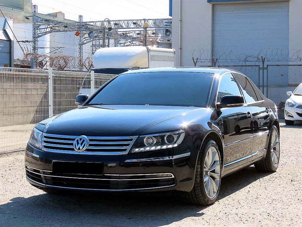 Volkswagen Phaeton — photo 02