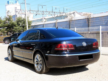 Volkswagen Phaeton — photo 03