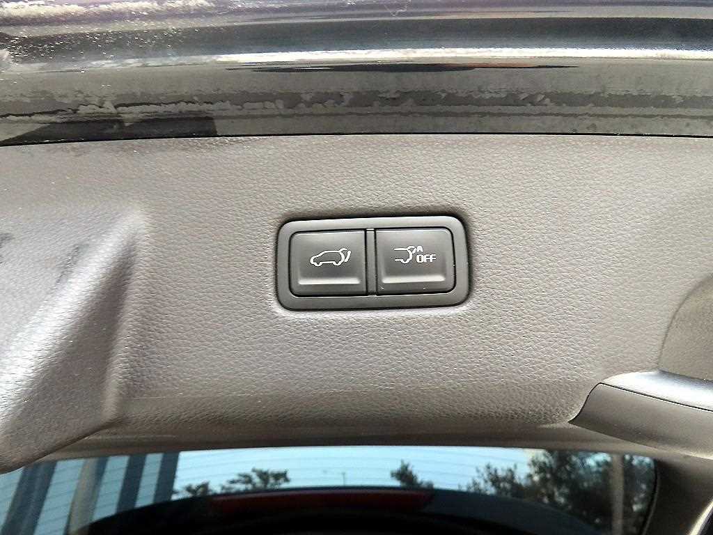 Kia Carnival — photo 15