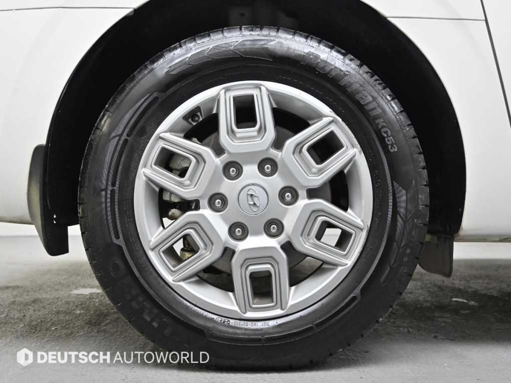 Hyundai Staria — photo 05