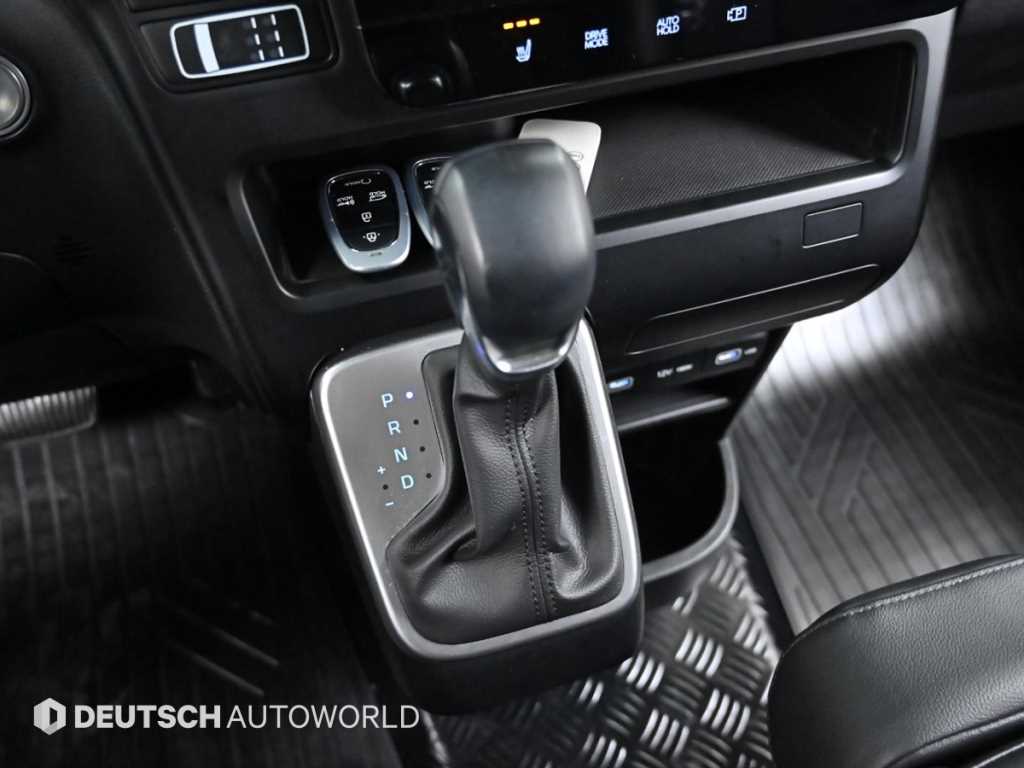 Hyundai Staria — photo 09