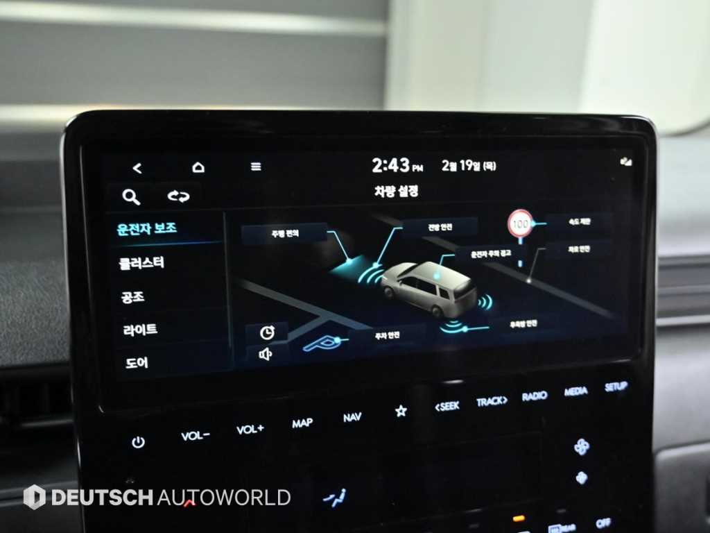 Hyundai Staria — photo 16