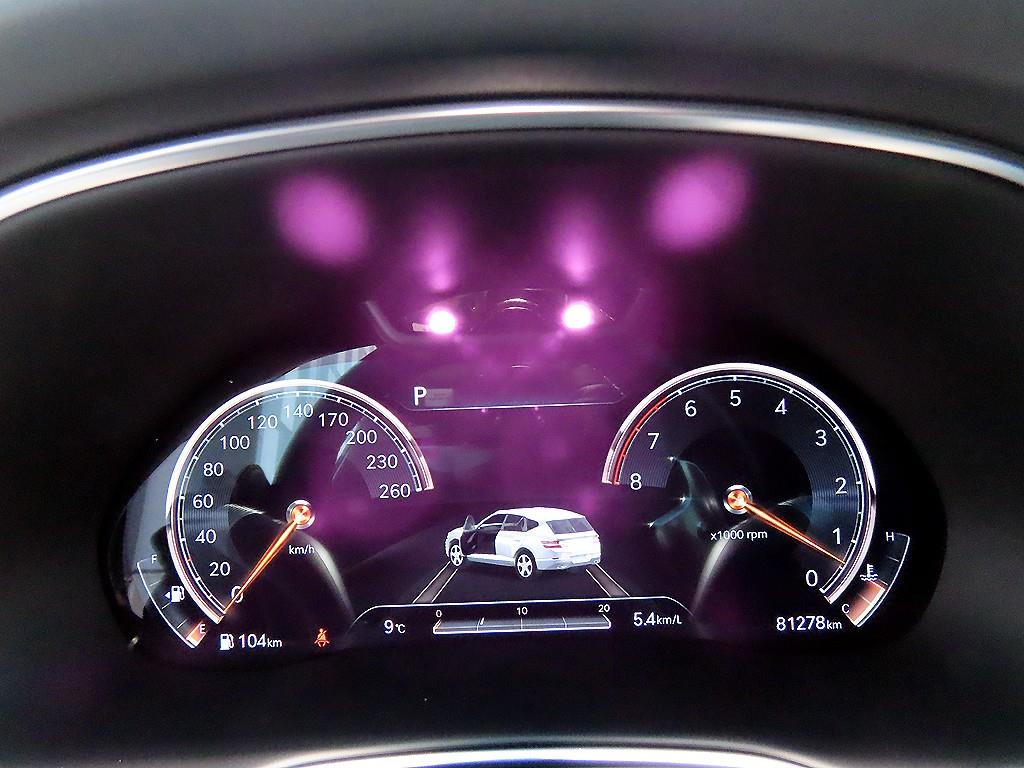 Genesis GV80 — photo 09