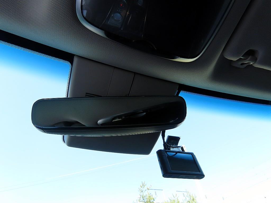 Genesis GV80 — photo 14