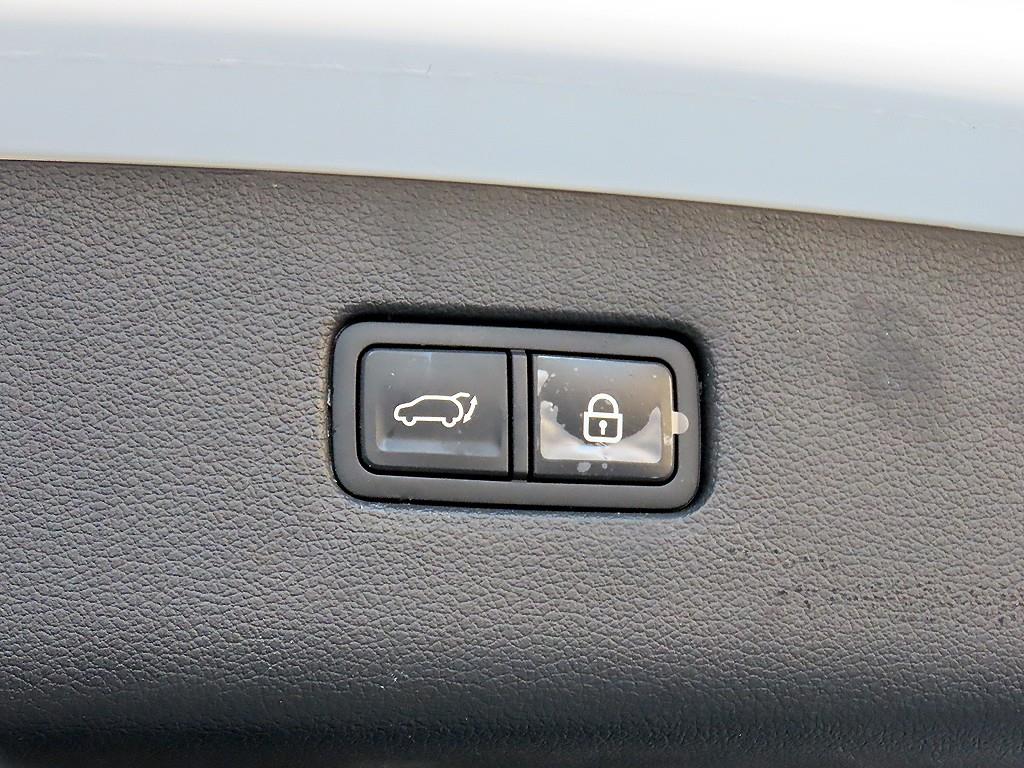 Genesis GV80 — photo 15