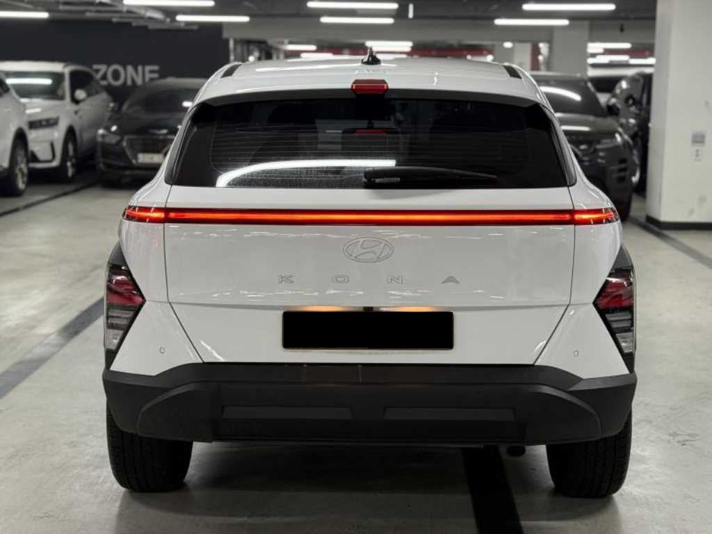 Hyundai Kona — photo 02