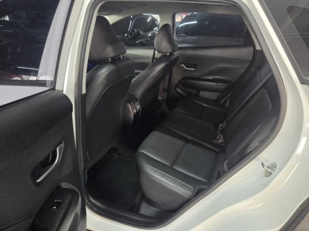 Hyundai Kona — photo 06