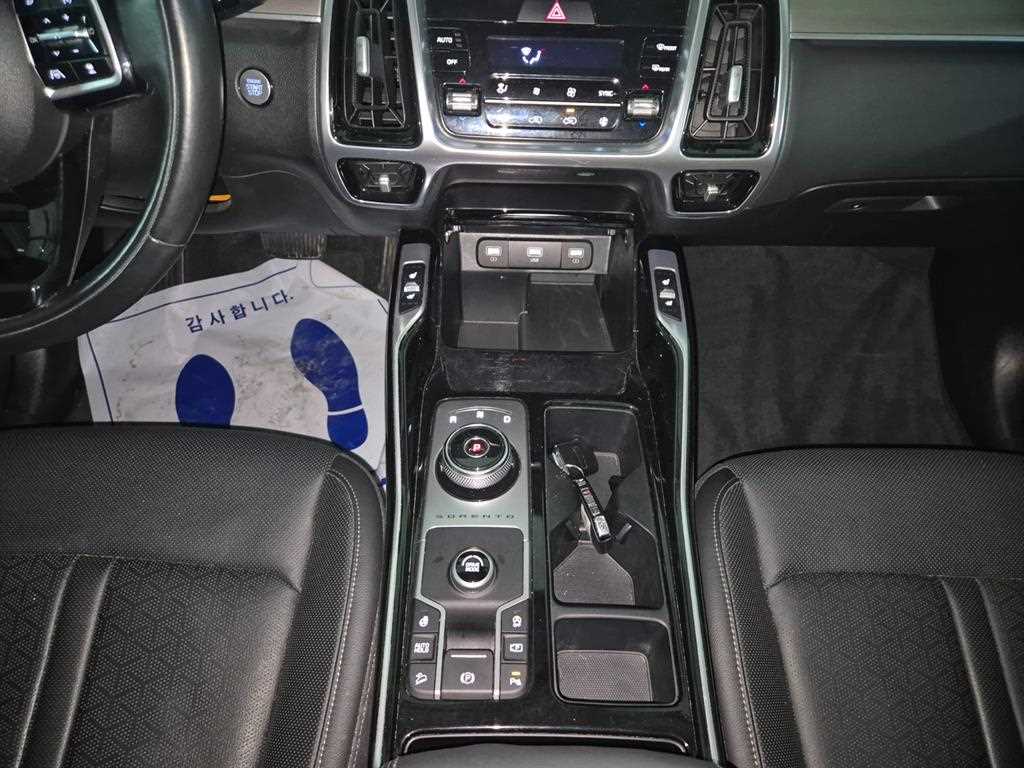 Kia Sorento — photo 09