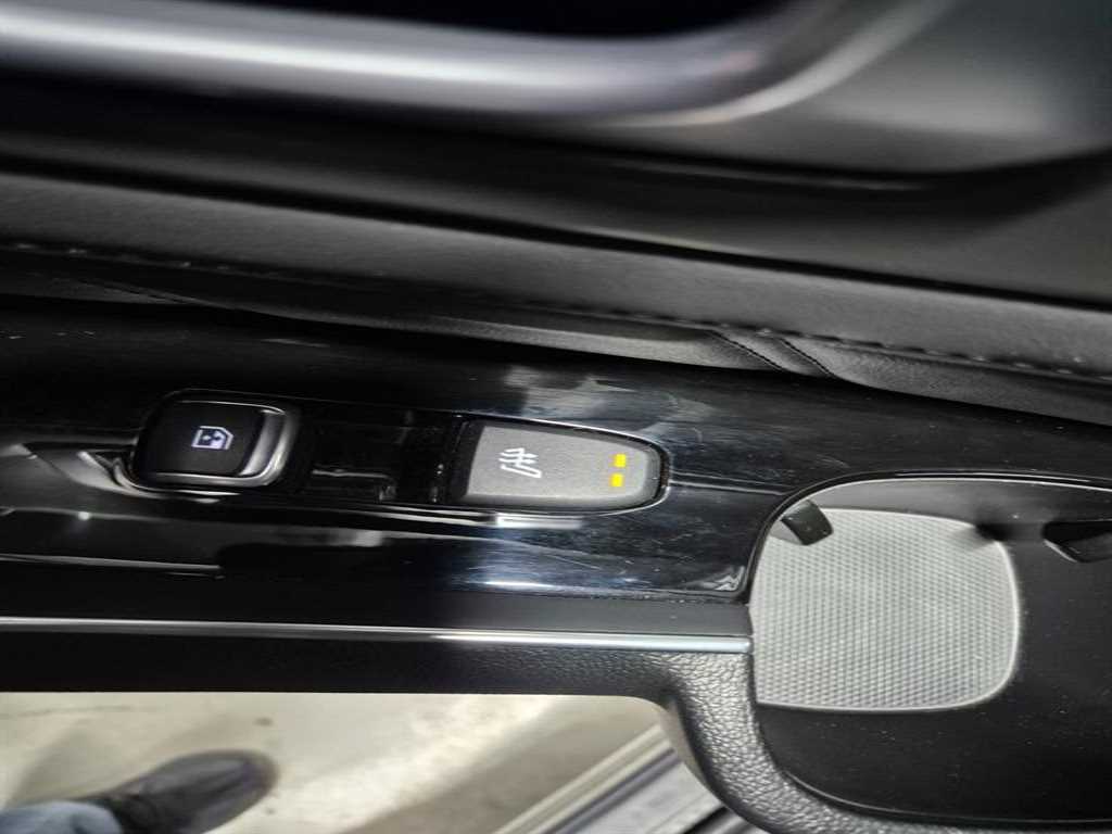 Kia Sorento — photo 18