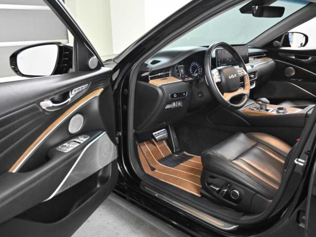 Kia K9 — photo 11