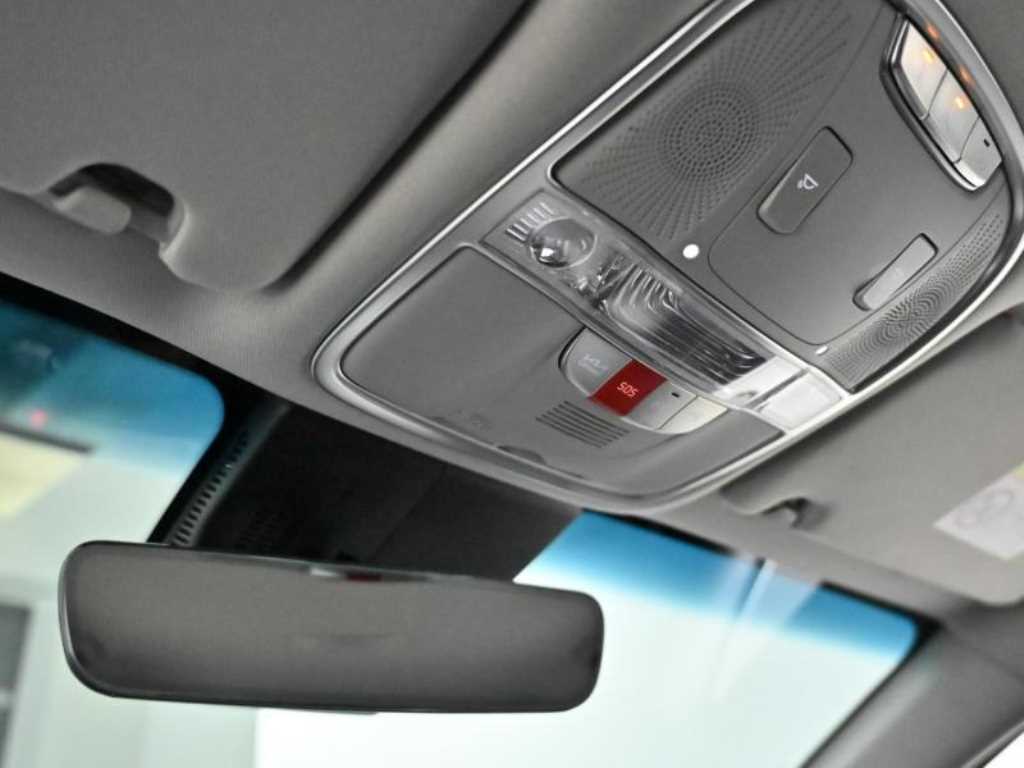 Kia K9 — photo 19