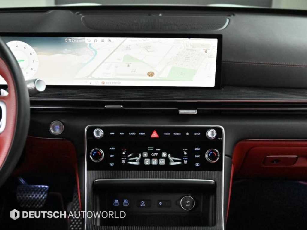 Genesis GV80 — photo 14