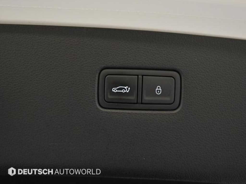 Genesis GV80 — photo 20
