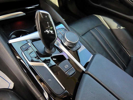 BMW 5-Series — photo 11