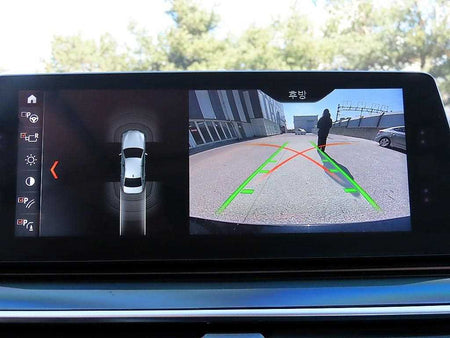 BMW 5-Series — photo 14
