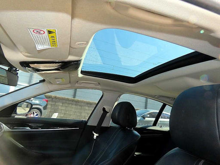 BMW 5-Series — photo 18