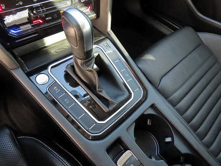 Volkswagen Passat — photo 10