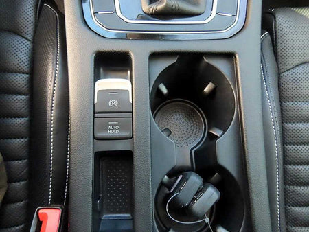 Volkswagen Passat — photo 12