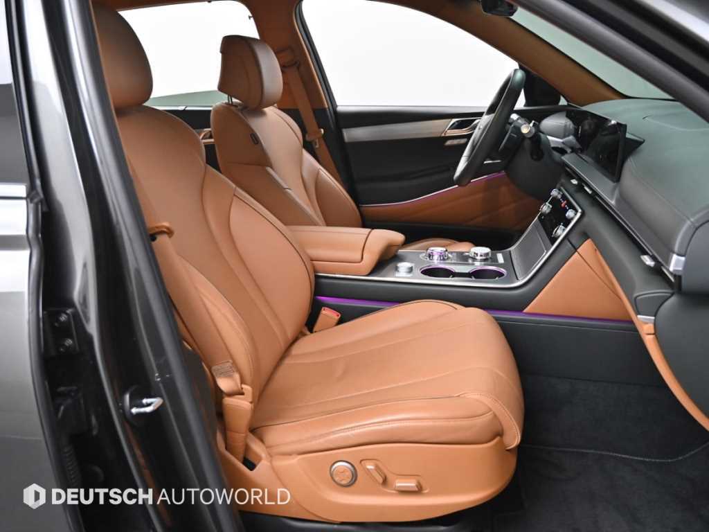 Genesis GV80 — photo 10