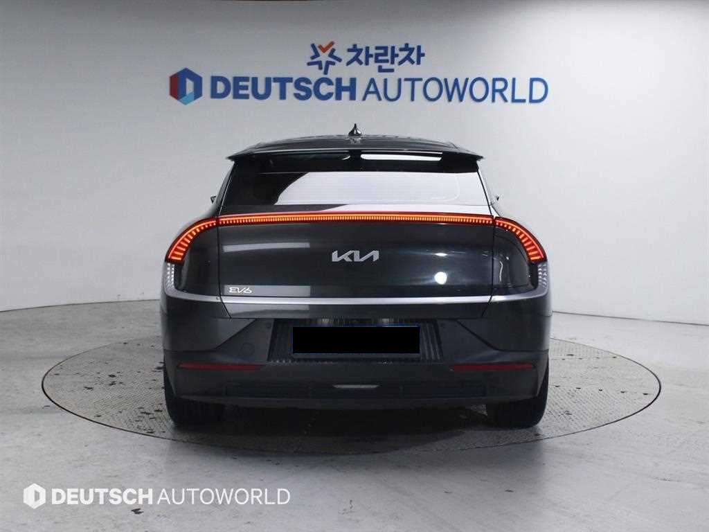 Kia EV6 — photo 04