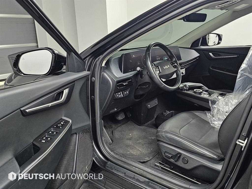 Kia EV6 — photo 11