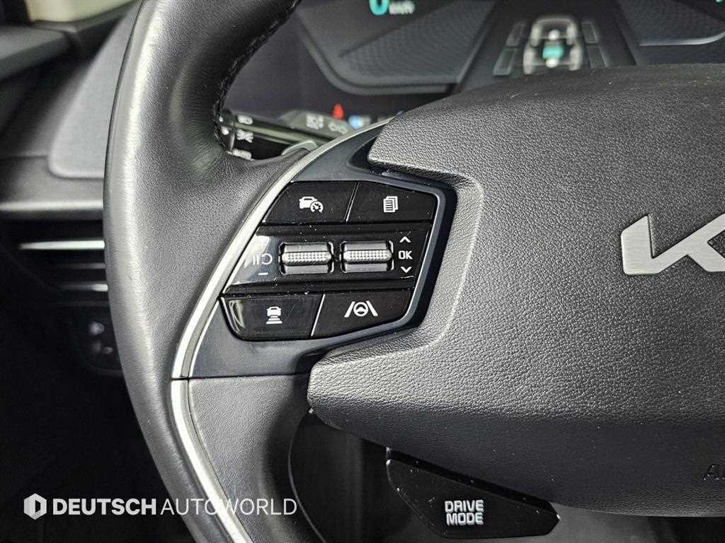 Kia EV6 — photo 18