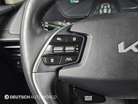 Kia EV6 — photo 18