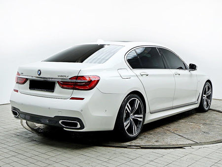 BMW 7-Series — photo 04